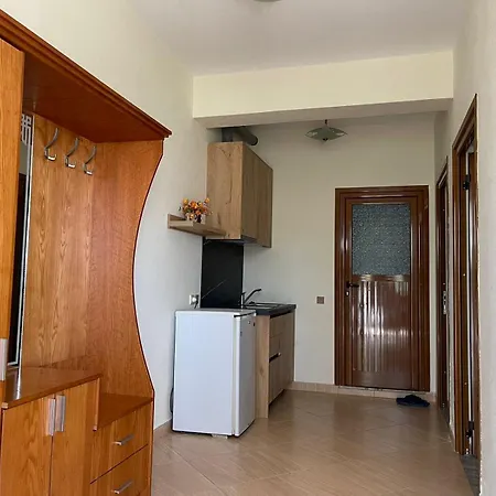 Oresti * Sarandë